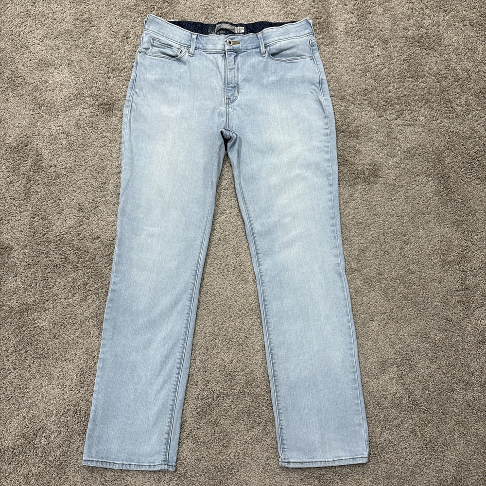 Levi's 501 Women's Jeans Size 31x32 Mid-Rise Straight Leg Light Blue
